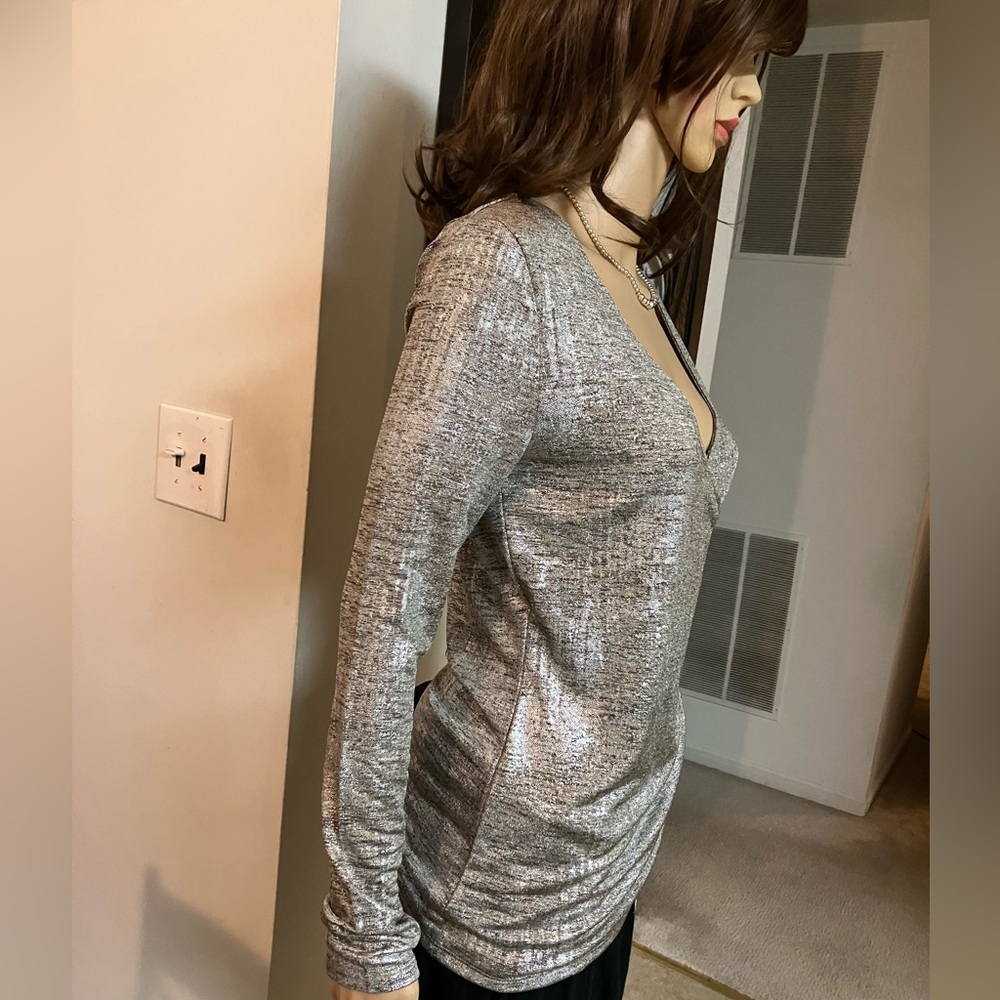 Trouve Metallic Silver Rouched Top - Silk Foil Nordstrom Small New with Tags - Picture 6 of 16